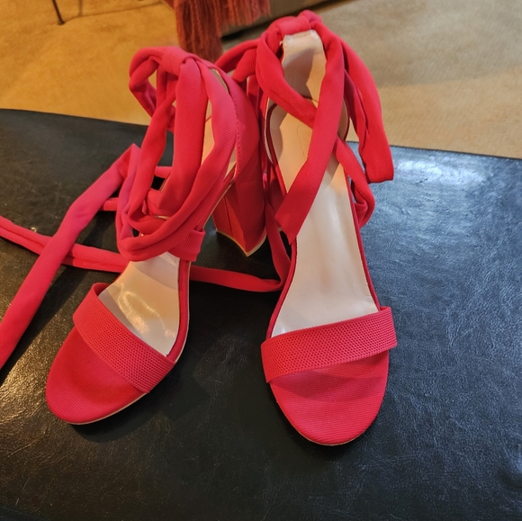 Cuccoo by Shein sandals; Color: Red; 4" tall; Size Eur 39 (8.5M) - Picture 7 of 12